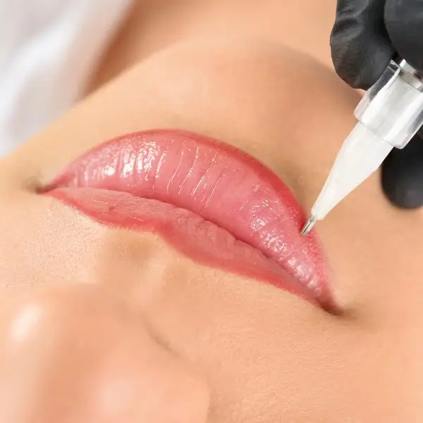 Lippenumrandung Permanent Make-up